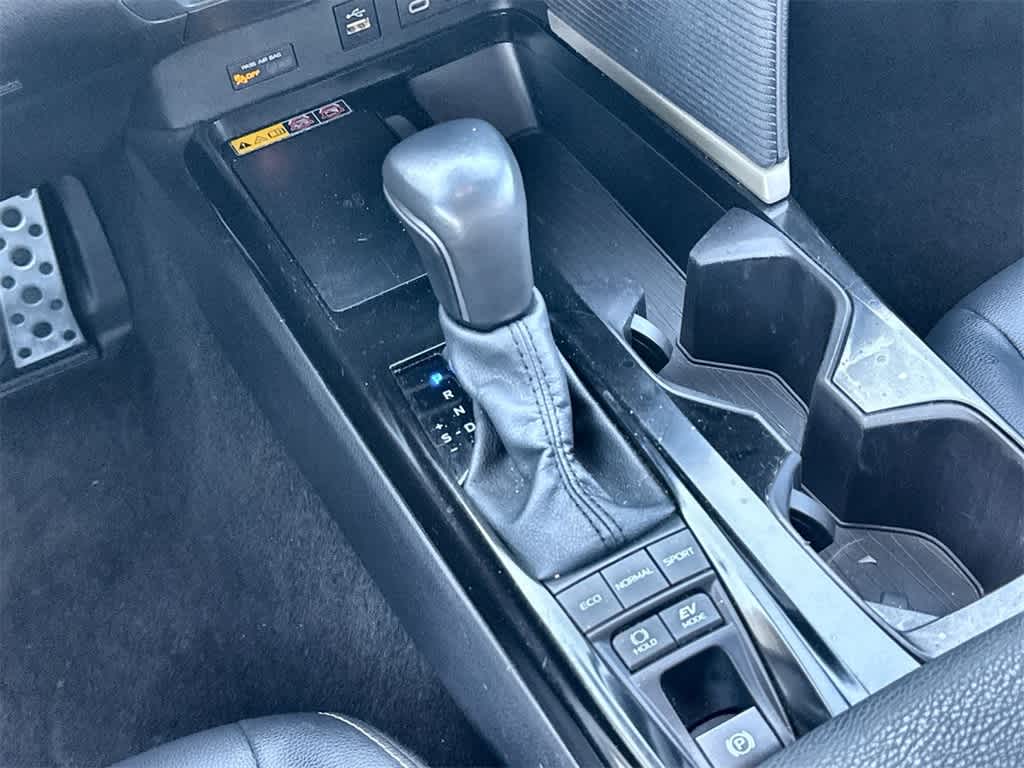 Thumbnail: 2025 Toyota Camry - 17