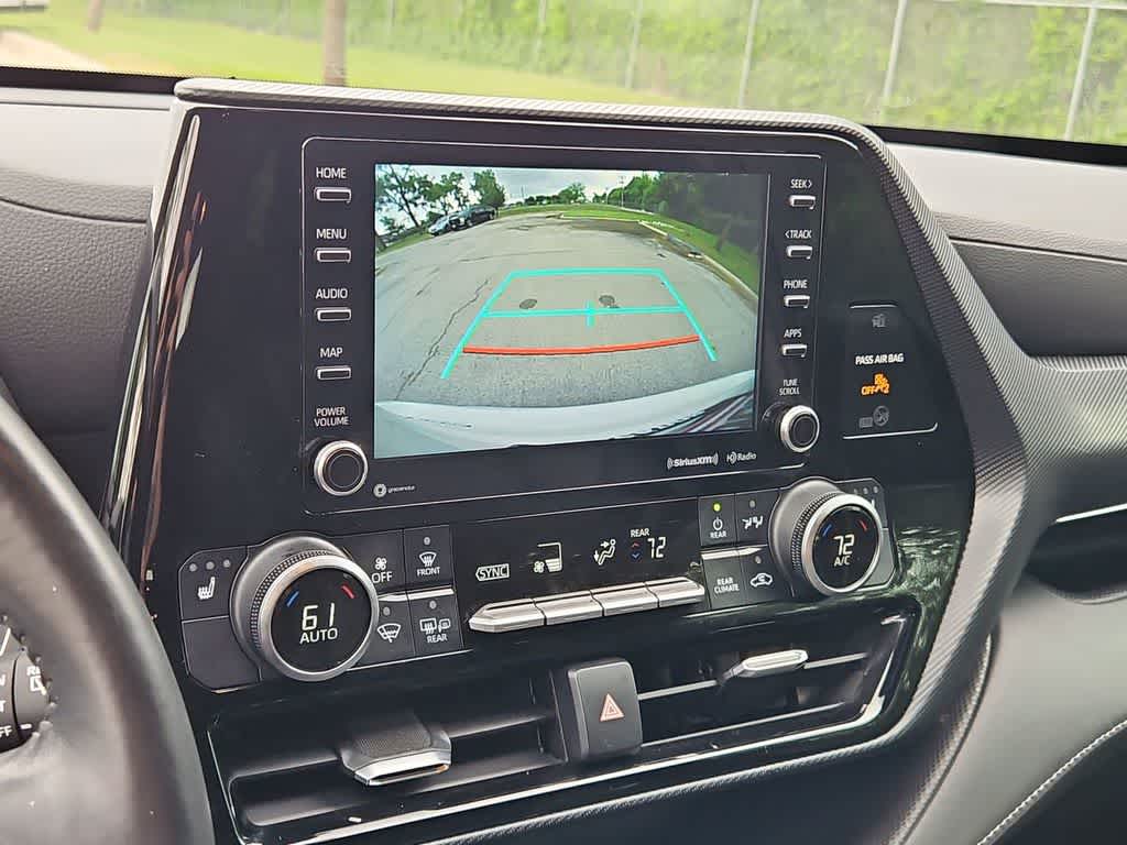 Thumbnail: 2021 Toyota Highlander - 31