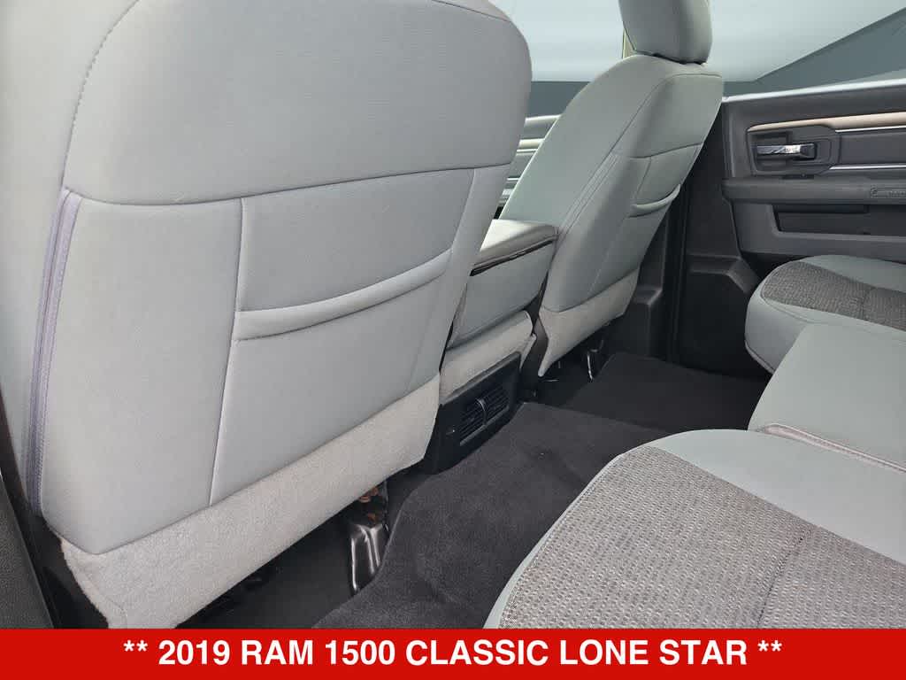 Thumbnail: 2019 RAM 1500 Classic - 17