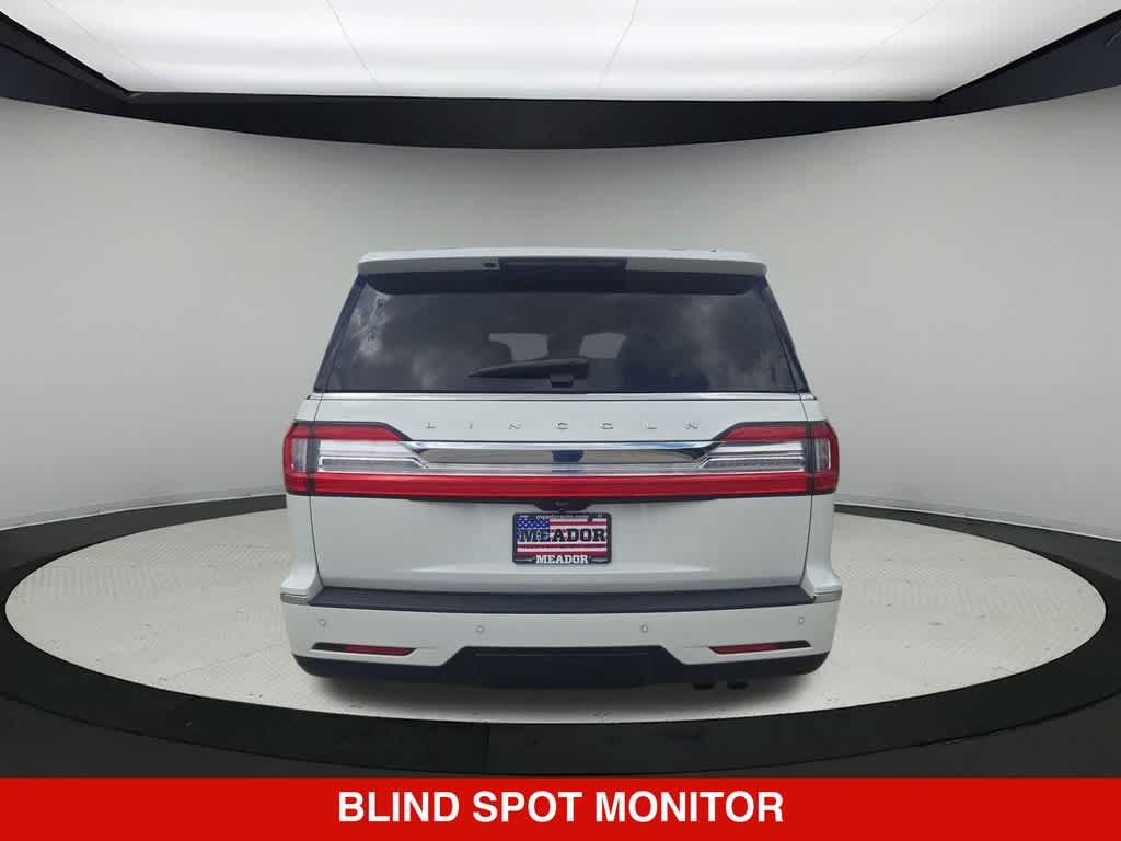 Thumbnail: 2021 Lincoln Navigator - 5