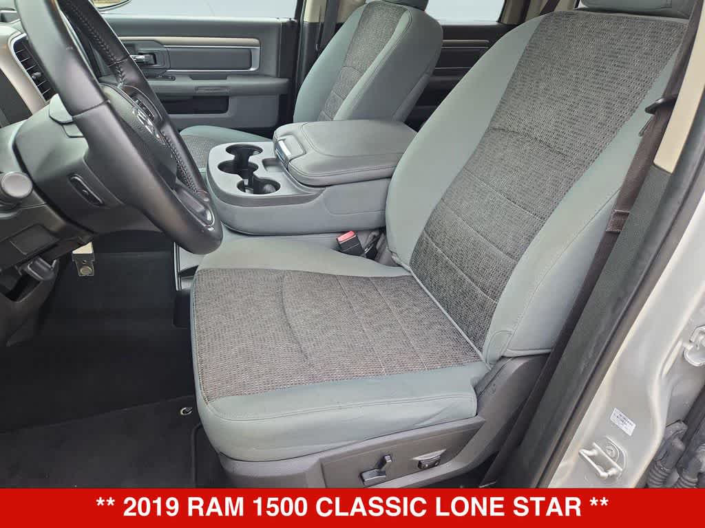 Thumbnail: 2019 RAM 1500 Classic - 15