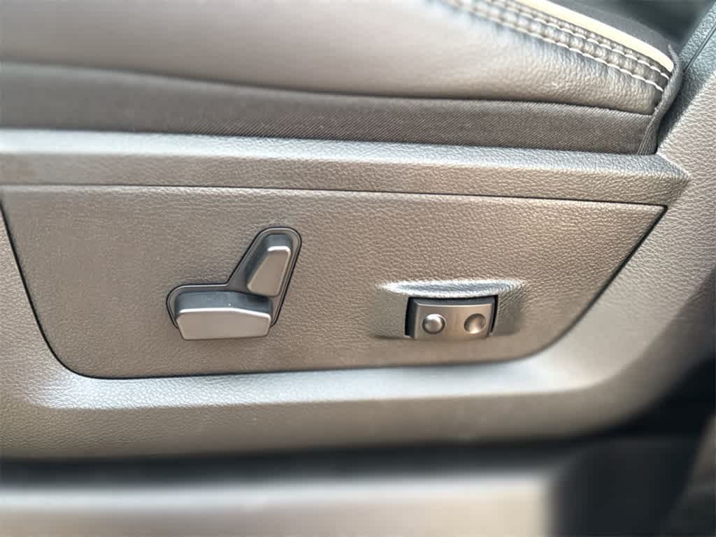 Thumbnail: 2026 RAM 3500 - 25