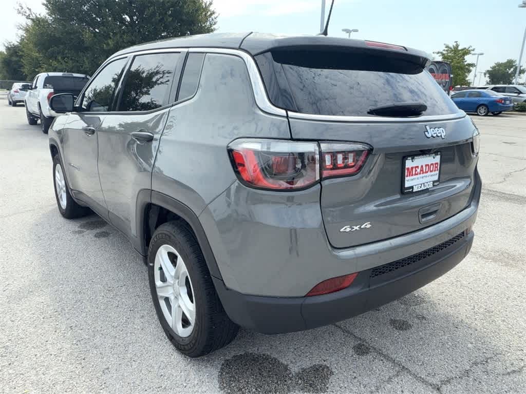 Thumbnail: 2023 Jeep Compass - 4