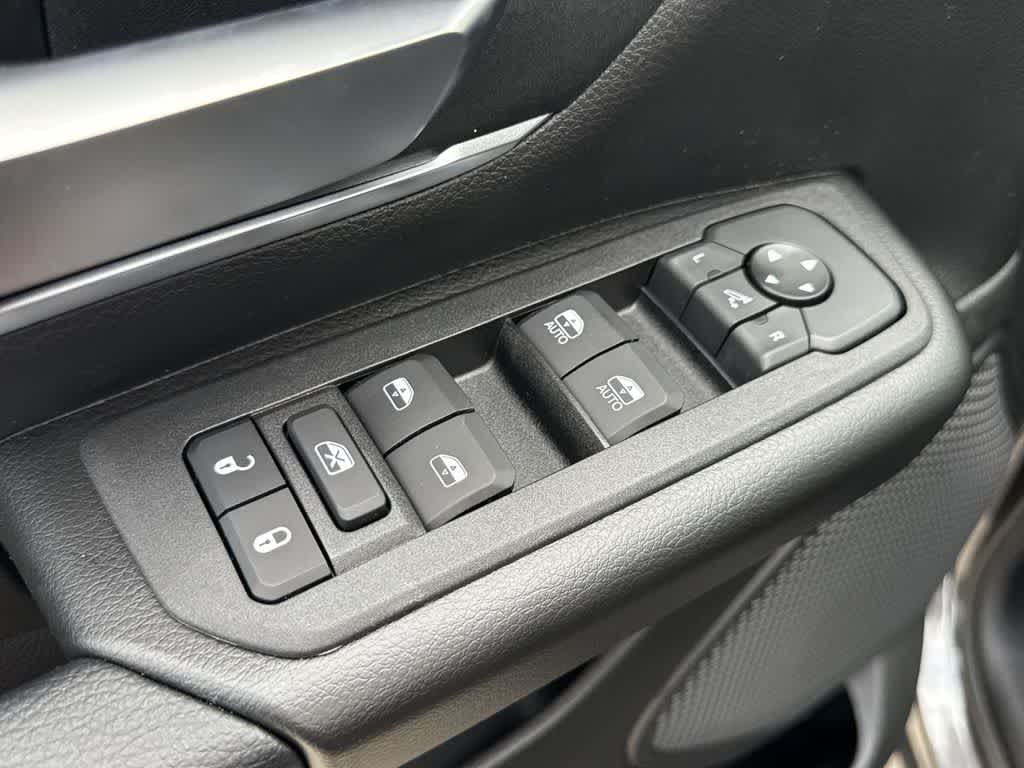 Thumbnail: 2026 RAM 1500 - 23