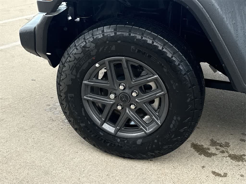 Thumbnail: 2025 Jeep Wrangler - 9