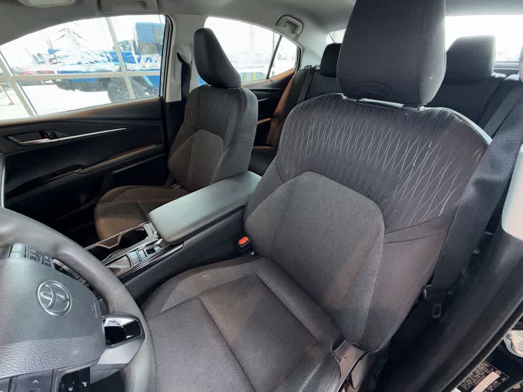 Thumbnail: 2025 Toyota Camry - 11