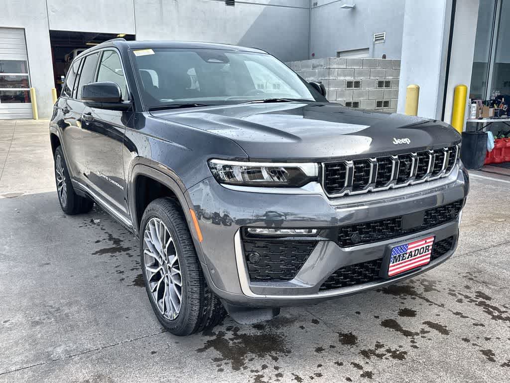 Thumbnail: 2026 Jeep Grand Cherokee - 6