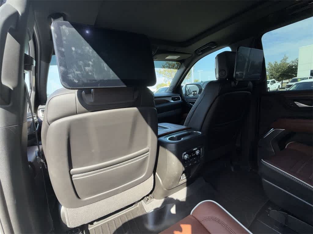 Thumbnail: 2023 GMC Yukon XL - 10