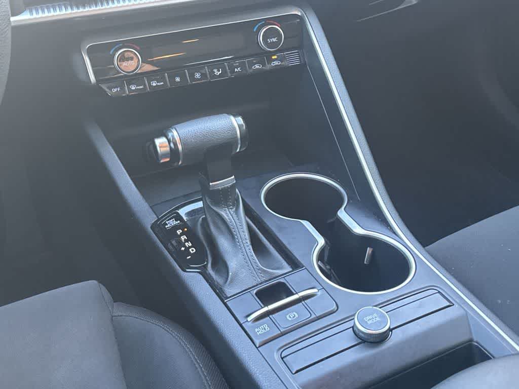 Thumbnail: 2022 Kia K5 - 17