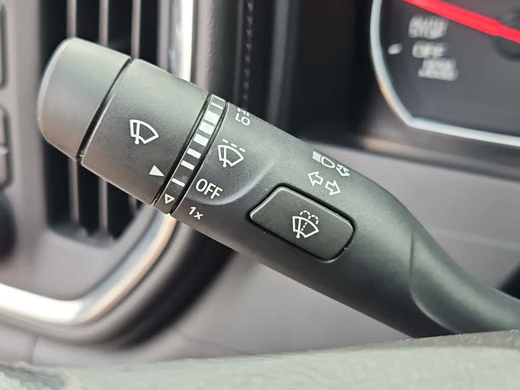 Thumbnail: 2020 Chevrolet Silverado 1500 - 27