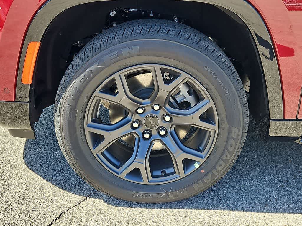 Thumbnail: 2026 Jeep Grand Wagoneer - 13