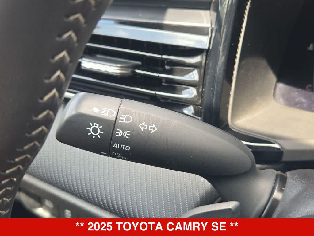 Thumbnail: 2025 Toyota Camry - 25