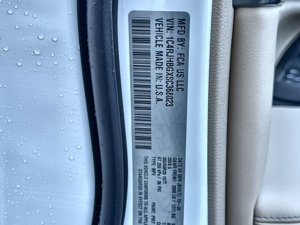 Thumbnail: 2025 Jeep Grand Cherokee - 26