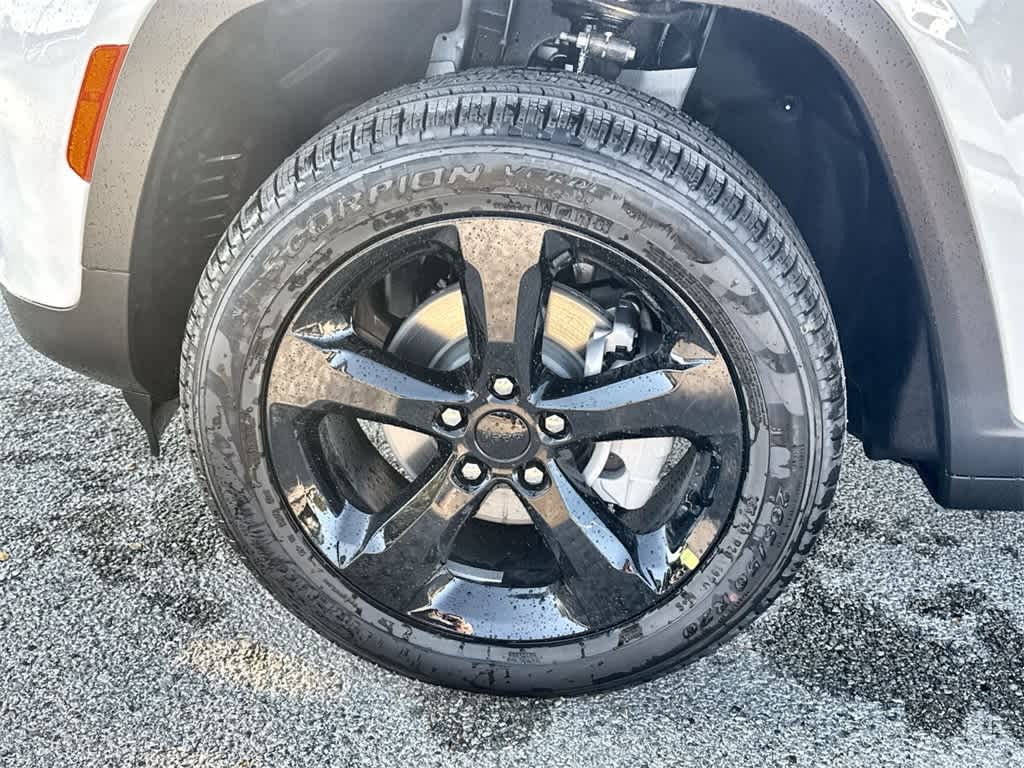 Thumbnail: 2025 Jeep Grand Cherokee - 8