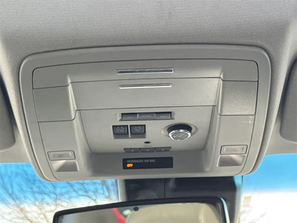 Thumbnail: 2018 Chevrolet Suburban - 20