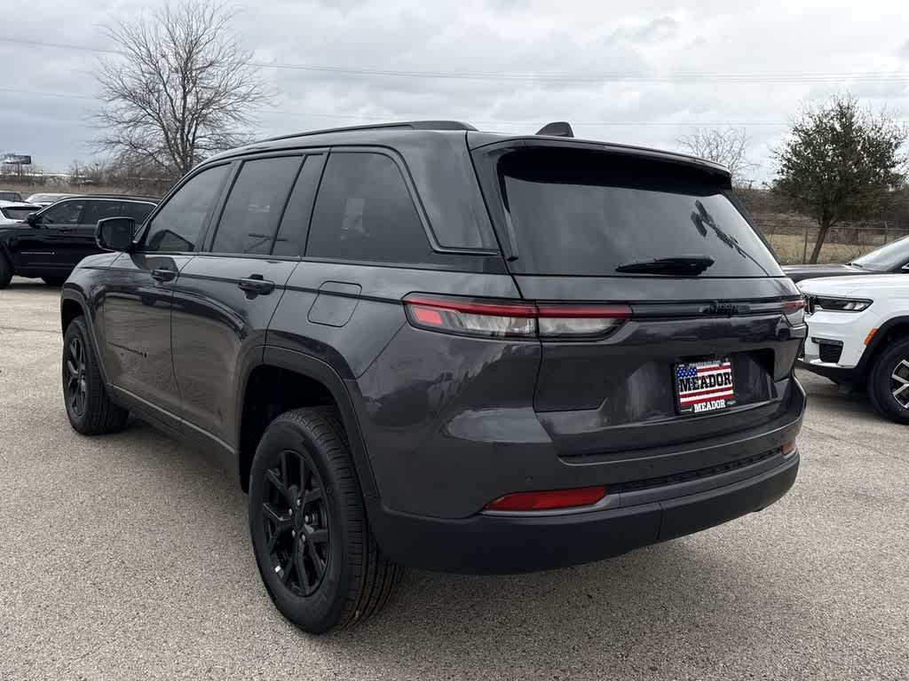 Thumbnail: 2026 Jeep Grand Cherokee - 4