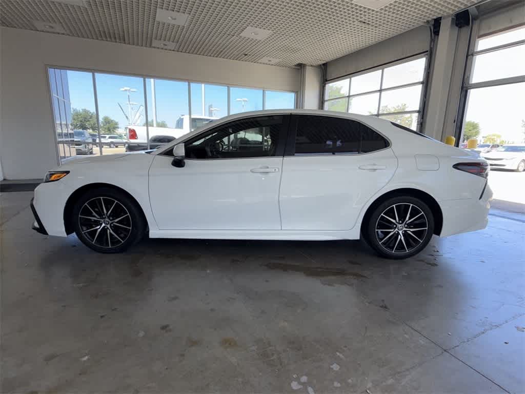 Thumbnail: 2023 Toyota Camry - 3