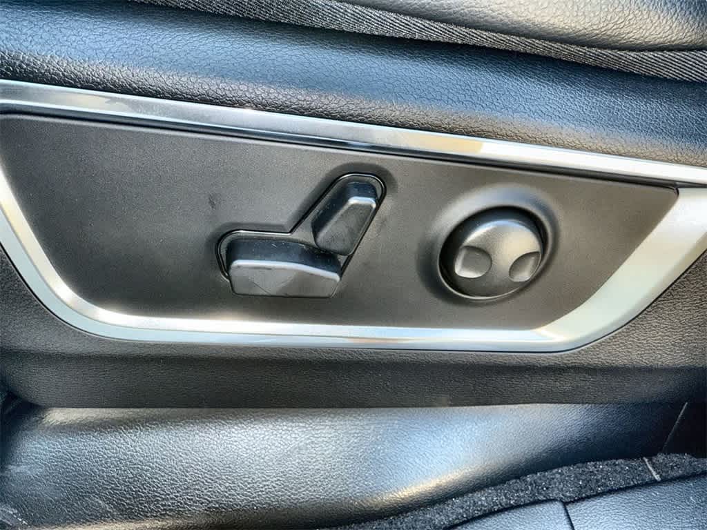 Thumbnail: 2026 RAM 1500 - 25