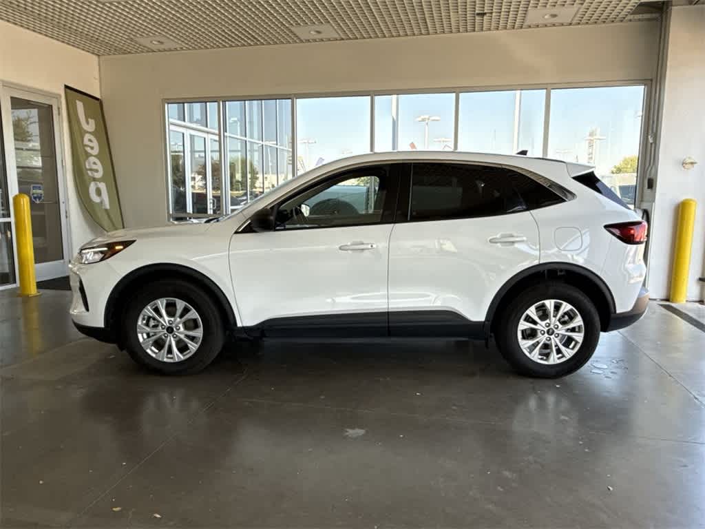 Thumbnail: 2024 Ford Escape - 3