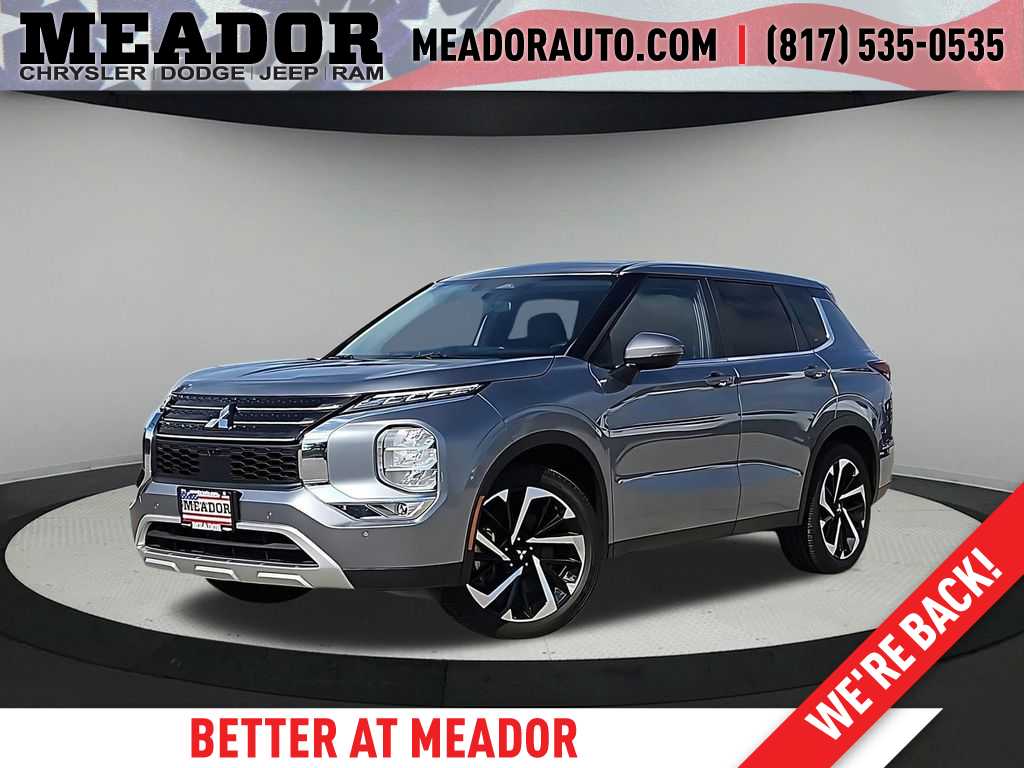2024 Mitsubishi Outlander SE 2WD's photo