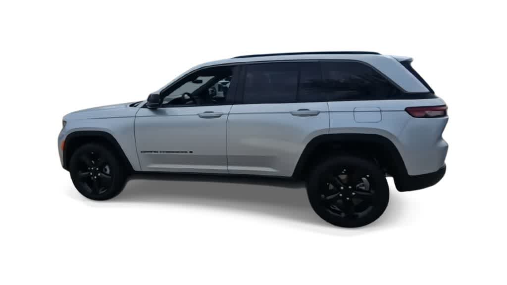 Thumbnail: 2026 Jeep Grand Cherokee - 5
