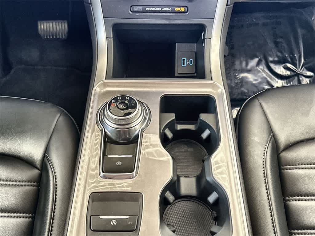 Thumbnail: 2024 Ford Edge - 15