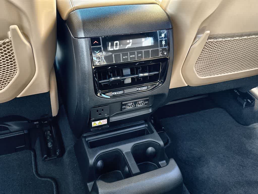 Thumbnail: 2025 Jeep Grand Cherokee L - 21