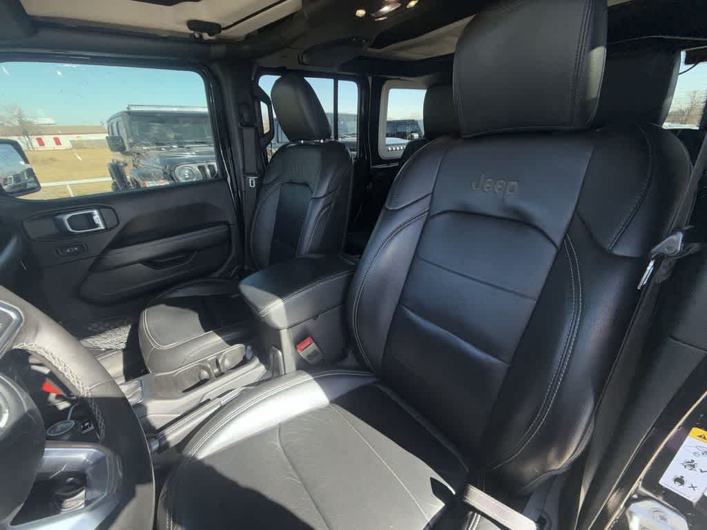 Thumbnail: 2019 Jeep Wrangler - 12