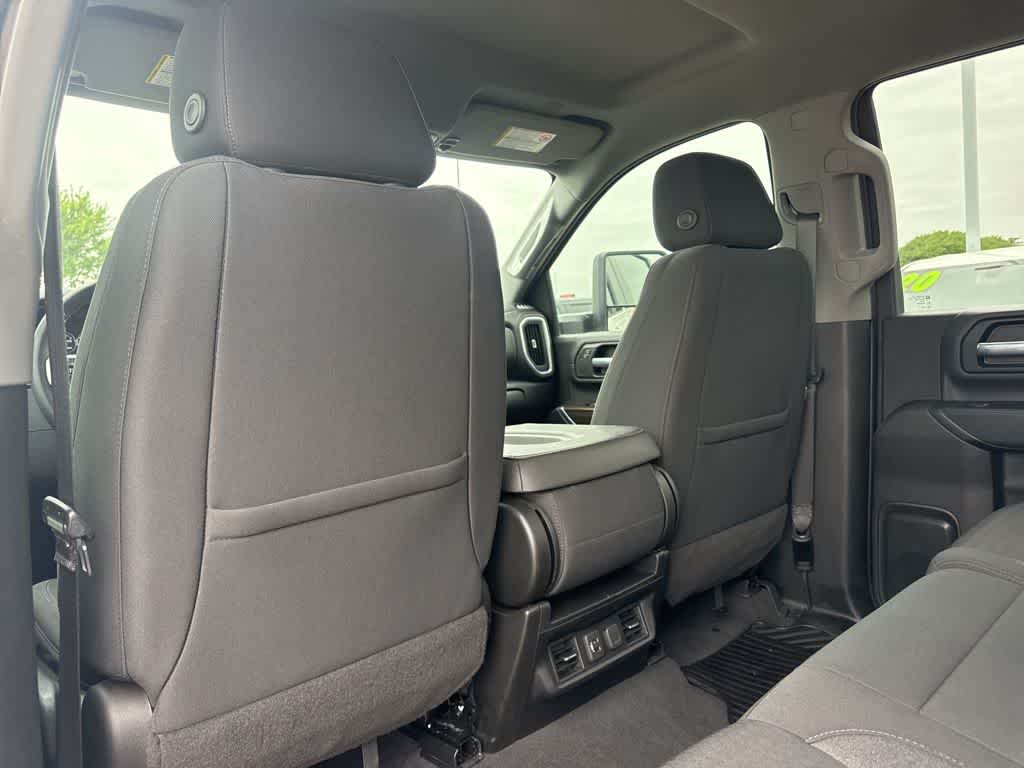 Thumbnail: 2022 Chevrolet Silverado 3500 - 12