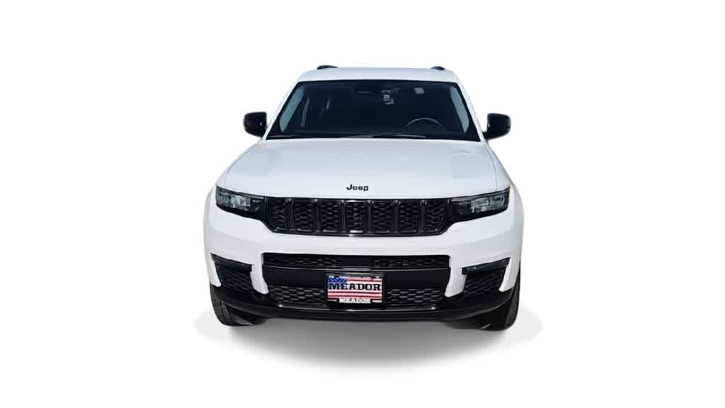 Thumbnail: 2023 Jeep Grand Cherokee - 3