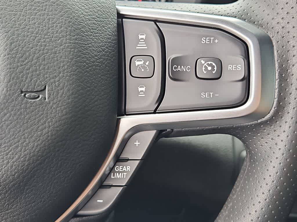 Thumbnail: 2026 RAM 1500 - 25