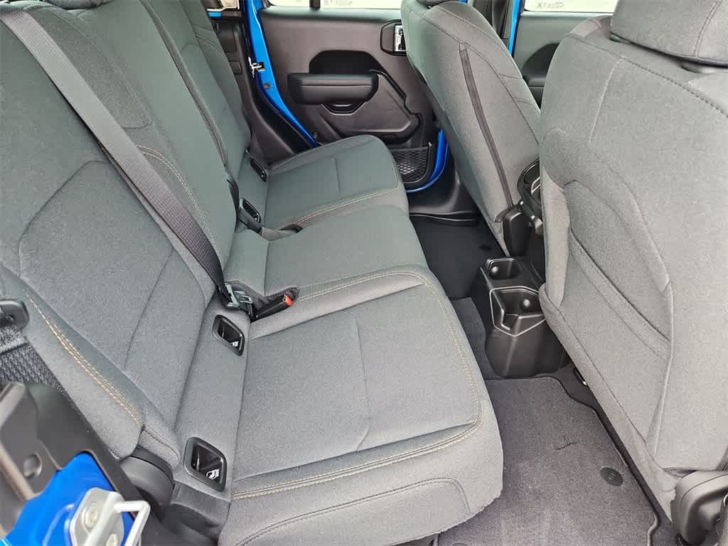 Thumbnail: 2026 Jeep Gladiator - 21