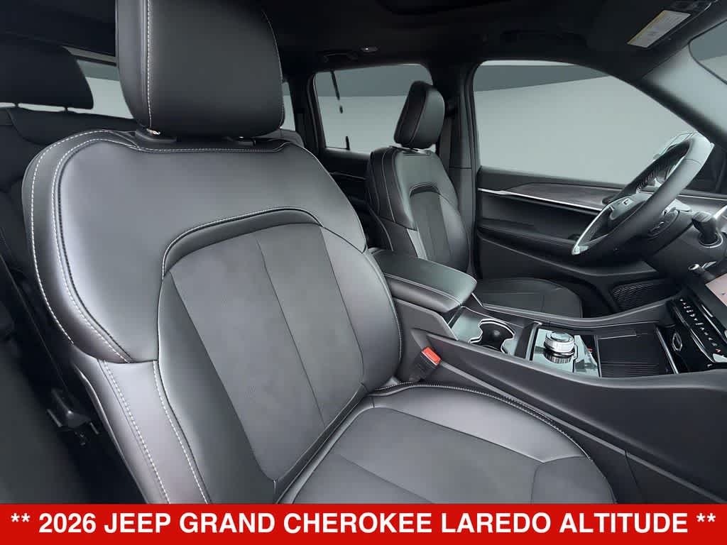 Thumbnail: 2026 Jeep Grand Cherokee - 14