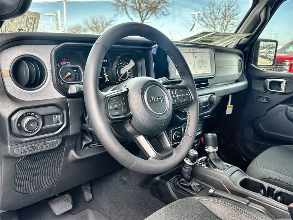 Thumbnail: 2025 Jeep Wrangler - 2