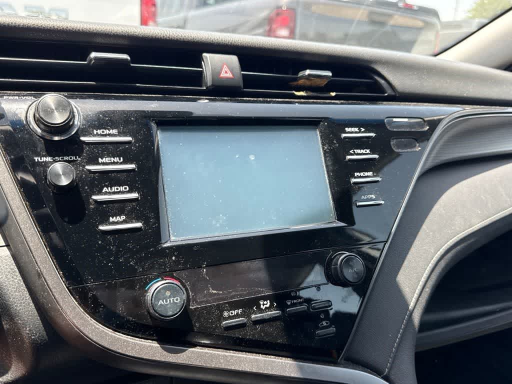 Thumbnail: 2019 Toyota Camry - 9