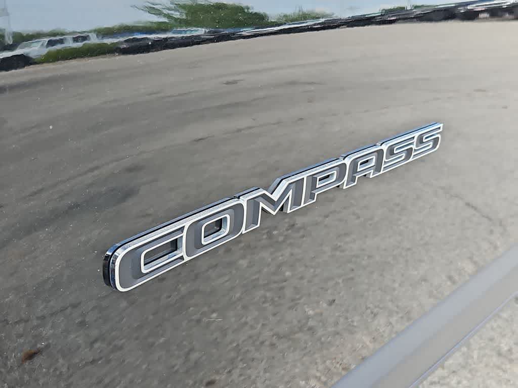 Thumbnail: 2022 Jeep Compass - 13