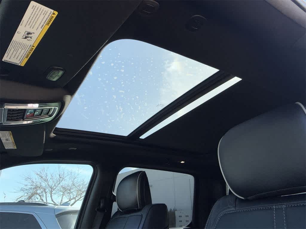 Thumbnail: 2022 RAM 1500 - 25