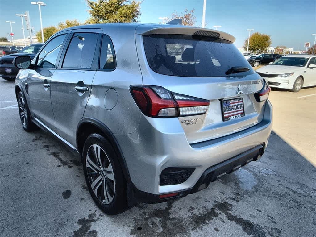 2021 Mitsubishi Outlander Sport SE photo 4