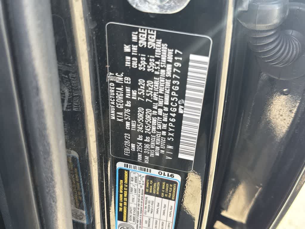 Thumbnail: 2023 Kia Telluride - 26