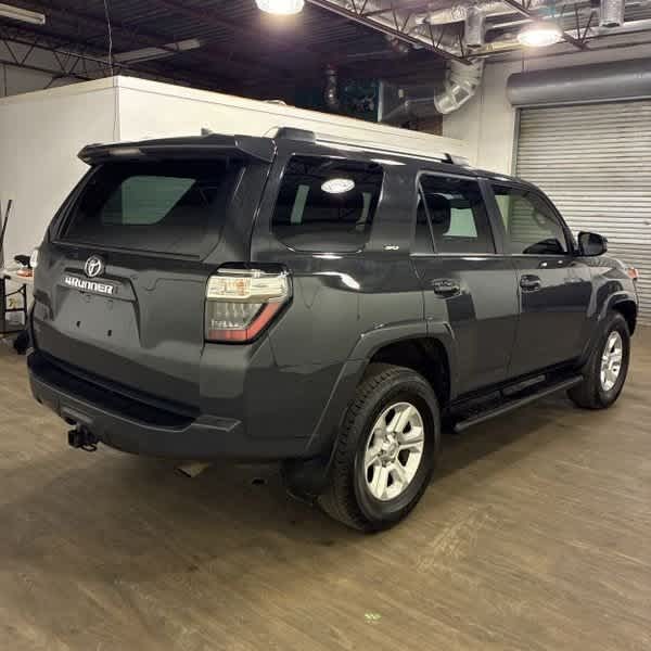 2024 Toyota 4Runner SR5 photo 4