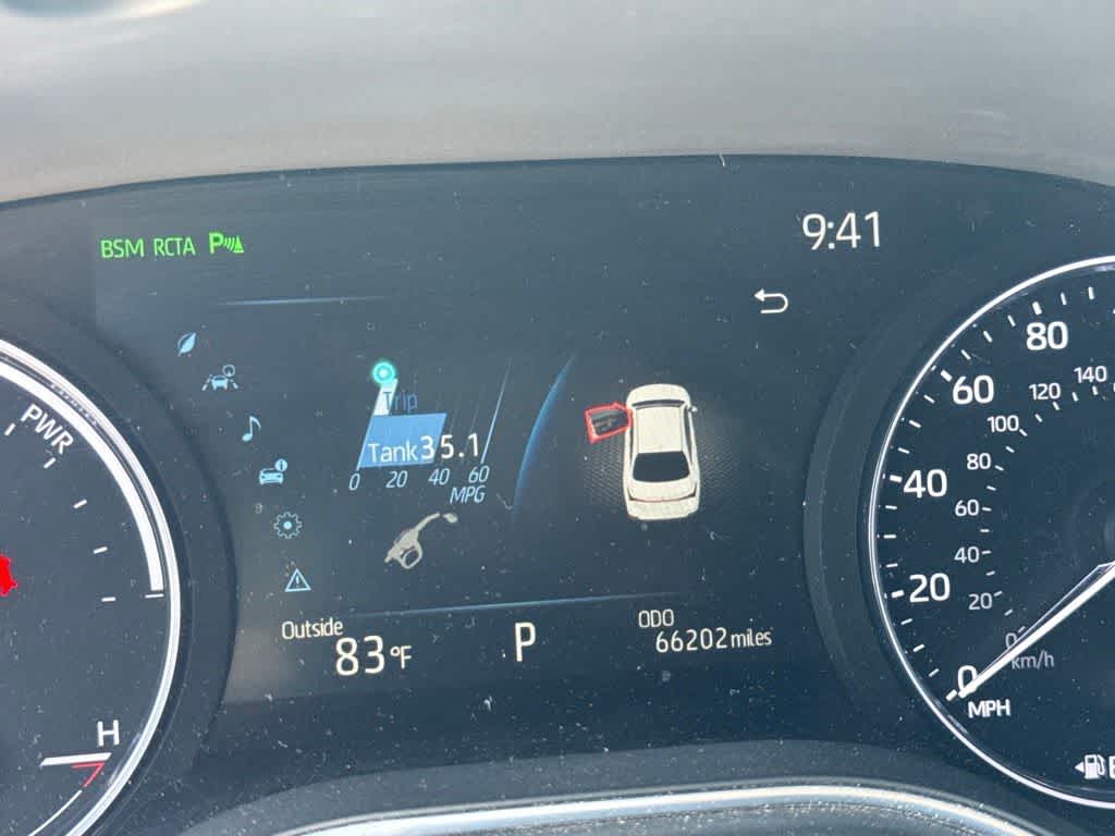 Thumbnail: 2021 Toyota Avalon - 15