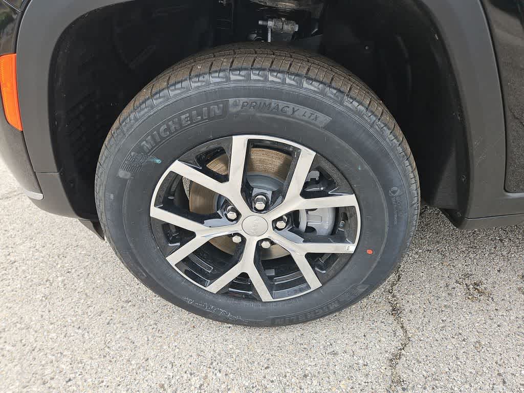 Thumbnail: 2025 Jeep Grand Cherokee L - 14