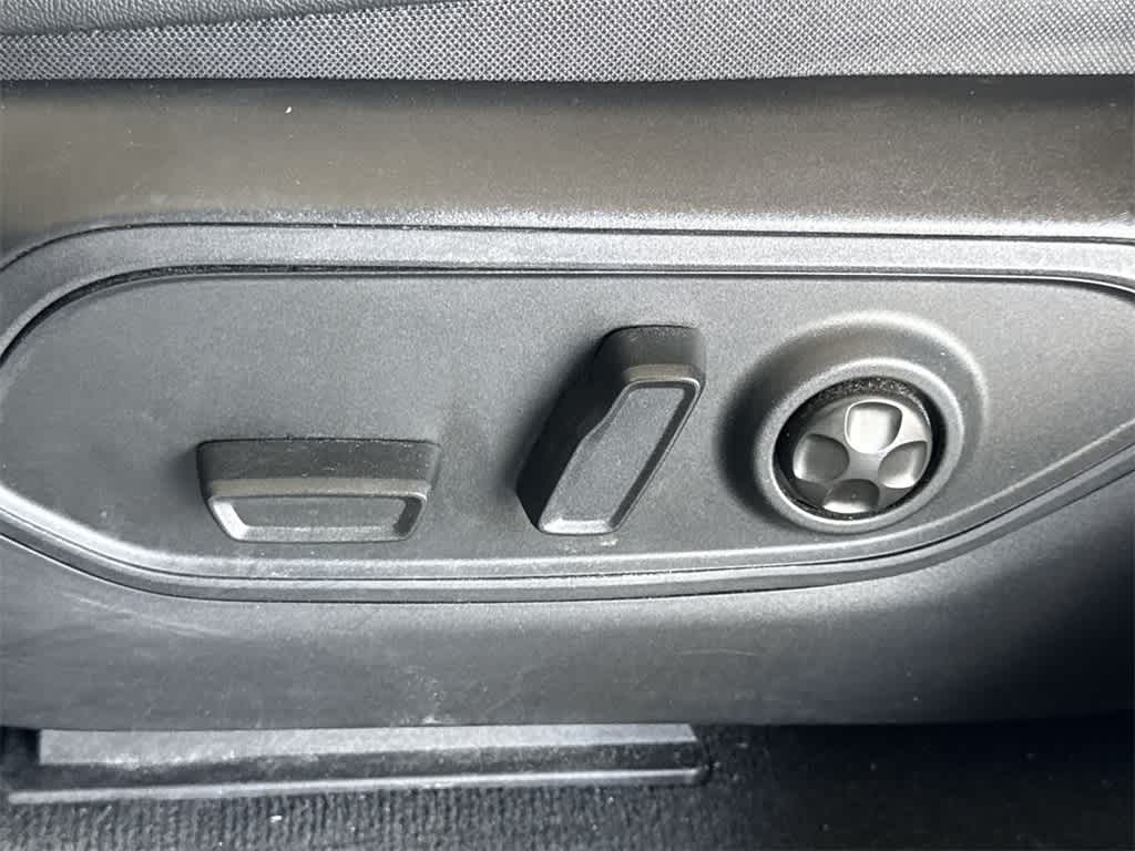 Thumbnail: 2024 Jeep Grand Cherokee L - 24