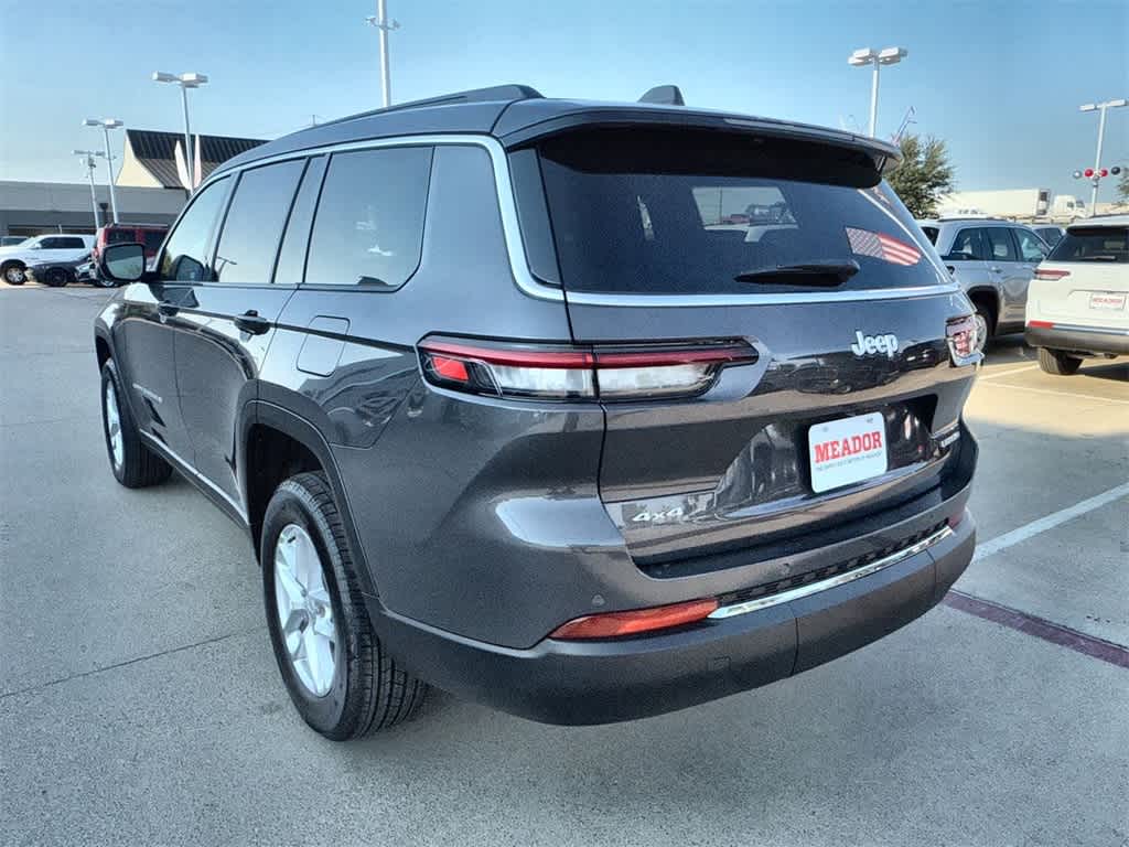 2025 Jeep Grand Cherokee Laredo X photo 4
