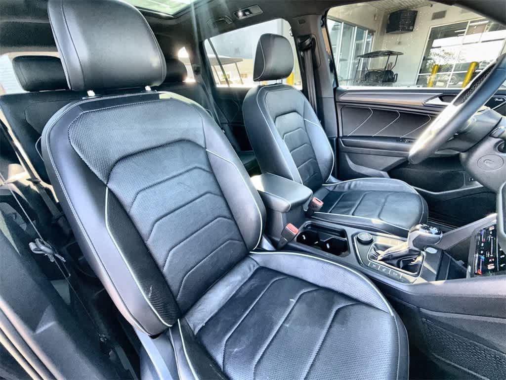 Thumbnail: 2023 Volkswagen Tiguan - 13