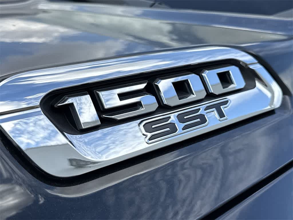 Thumbnail: 2025 RAM 1500 - 7