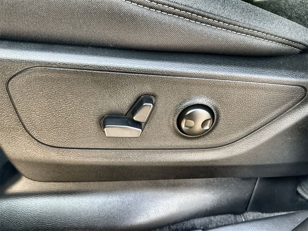 Thumbnail: 2026 RAM 1500 - 26