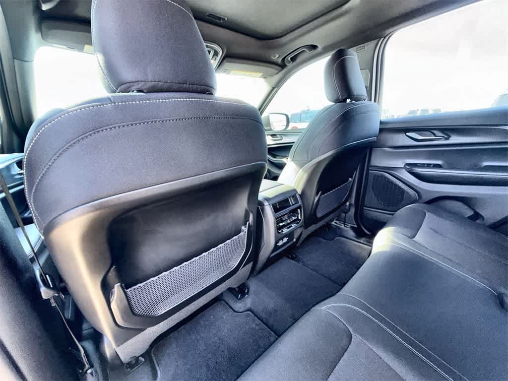 Thumbnail: 2025 Jeep Grand Cherokee - 12