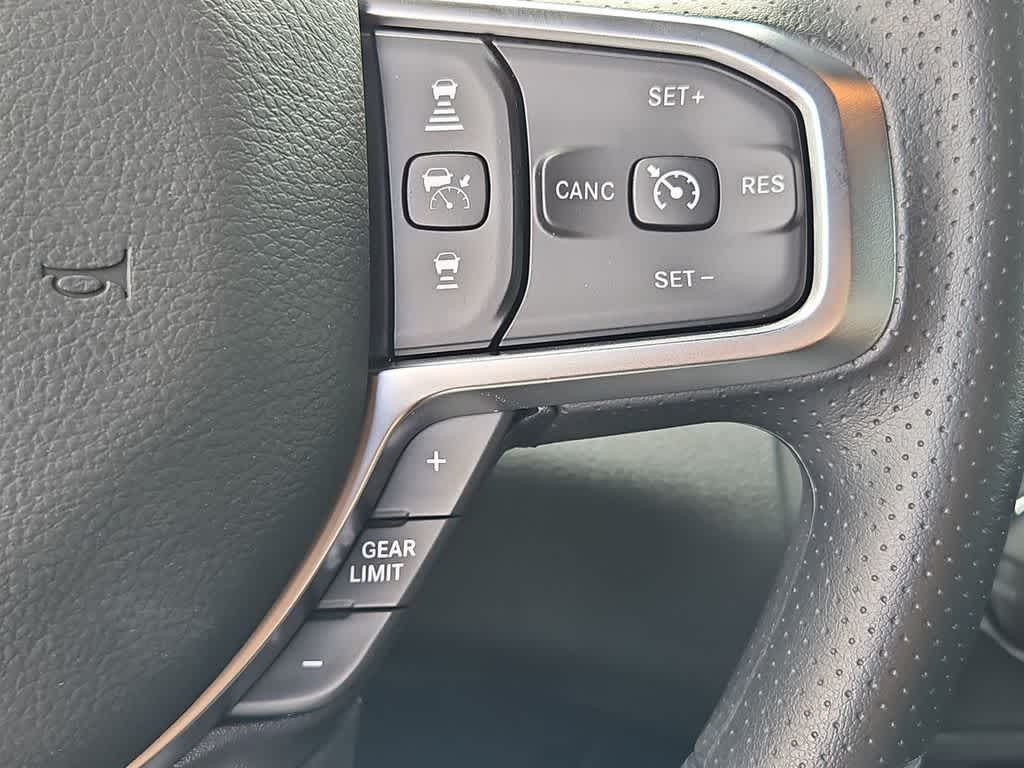 Thumbnail: 2026 RAM 1500 - 25