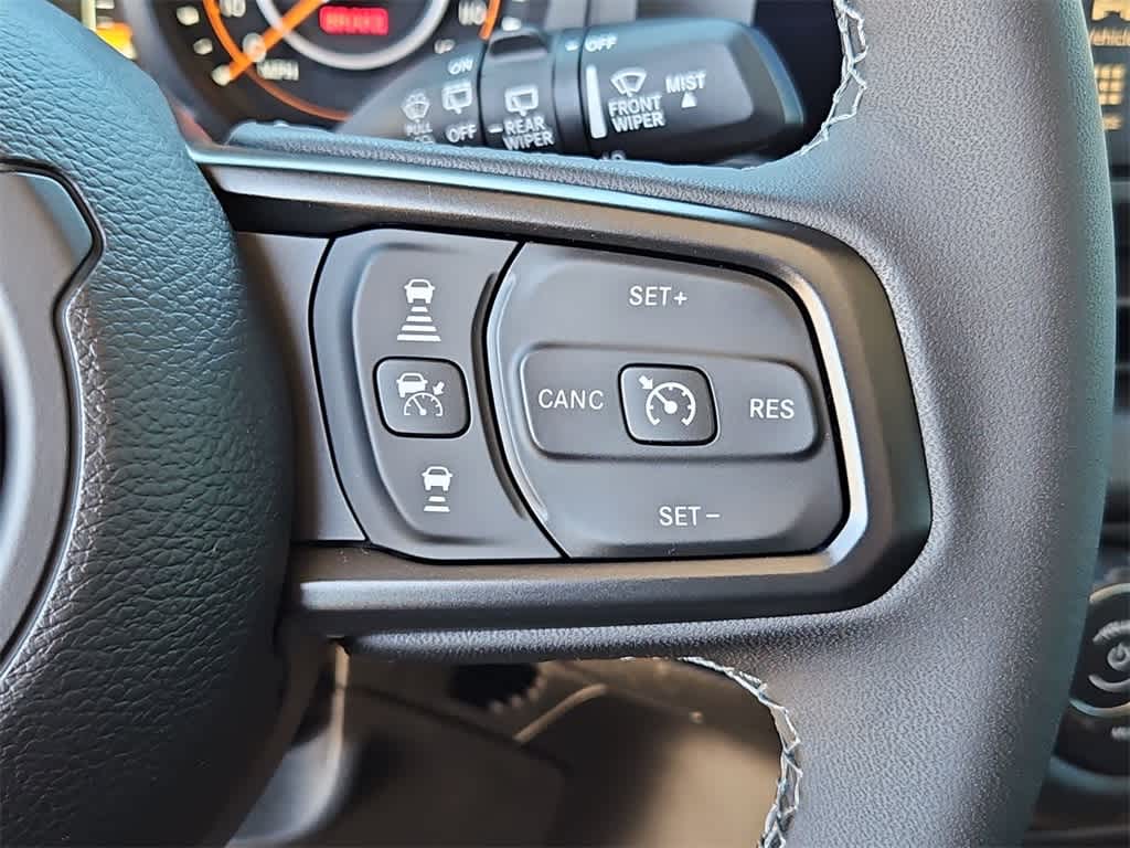 Thumbnail: 2026 Jeep Wrangler - 25